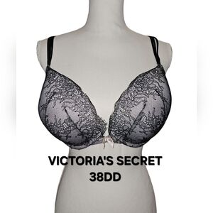 Victoria's Secret Elegant Black Lace Bra